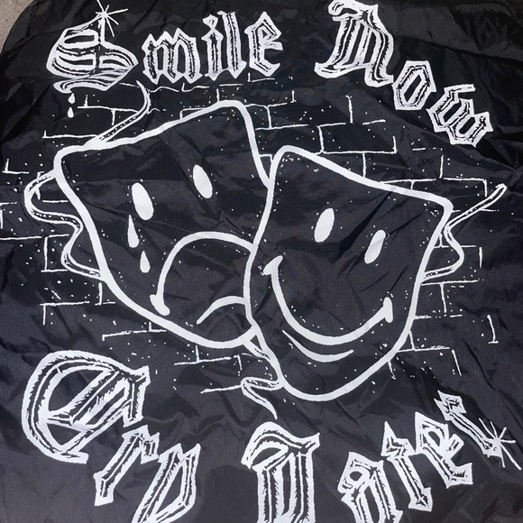 Learn to forget windbreaker - Picture 4 of 5